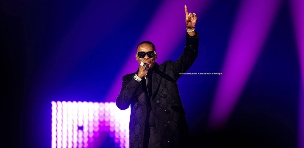 People Sidiki Diabaté victime du vol des recettes de sa tournée en France People Sidiki Diabaté victime du vol des recettes de sa tournée en France