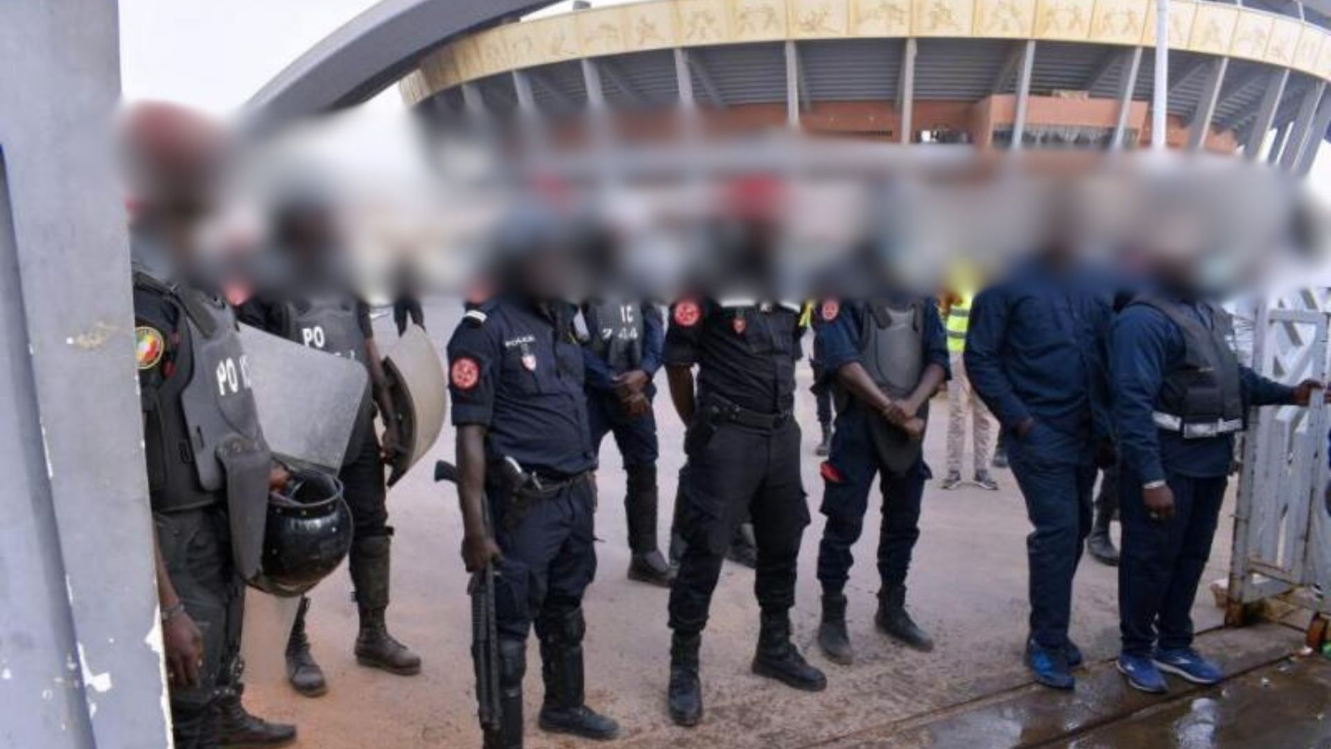 Lutte Sénégalaise : La Police Suspend sa Couverture Sécuritaire Après de Violents Incidents