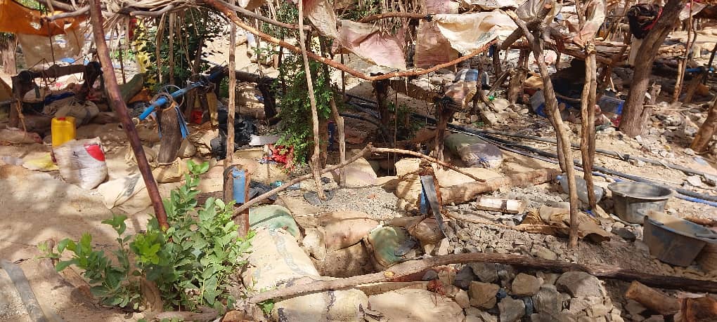 Saraya : un vaste site d’orpaillage clandestin démantelé à Bembou Saraya : un vaste site d’orpaillage clandestin démantelé à Bembou