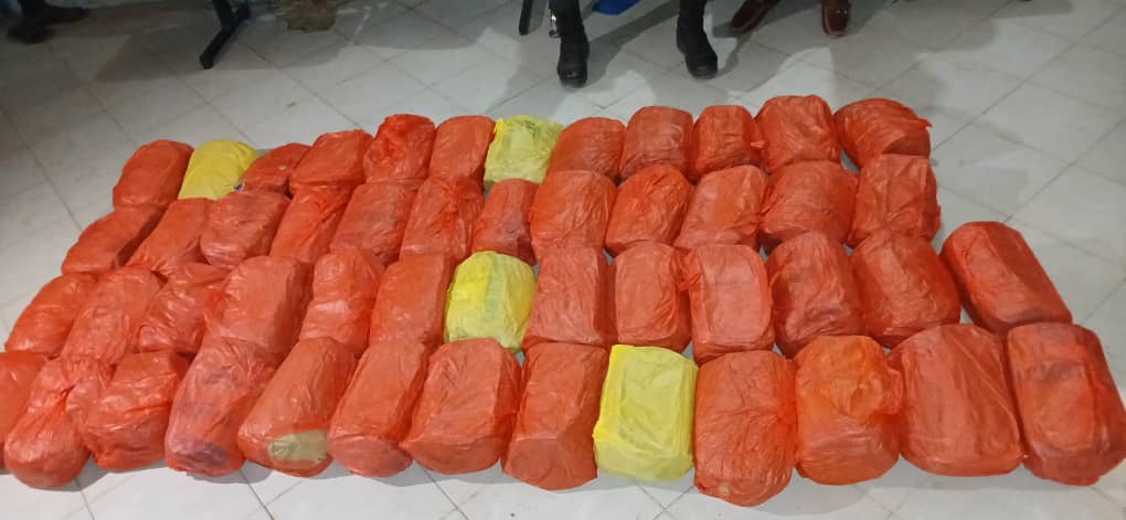 Coup de filet à Mbour : un trafiquant de drogue arrêté avec 50 kg de ch@nvre indien