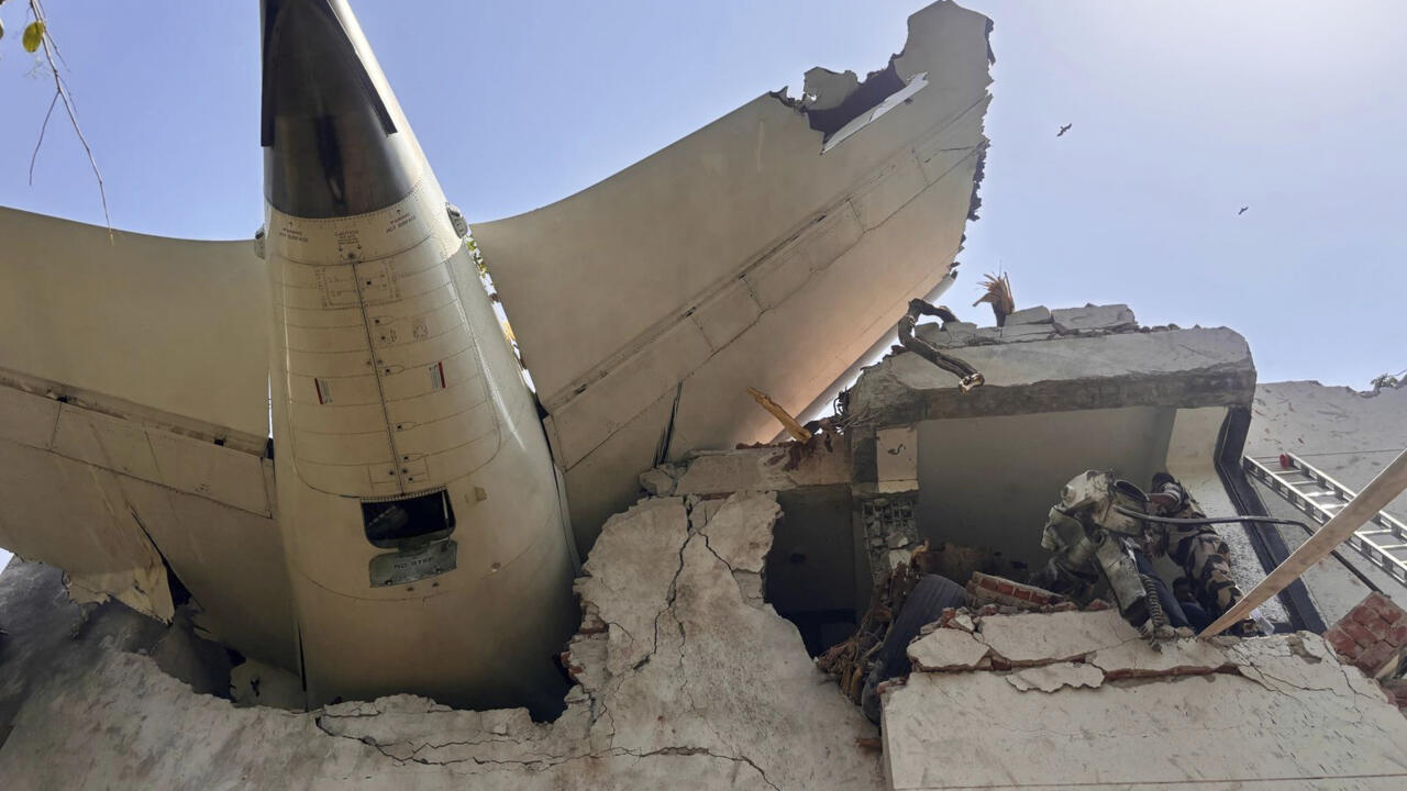 Crash d’un vol Air India : un seul survivant sur 242 personnes à bord
