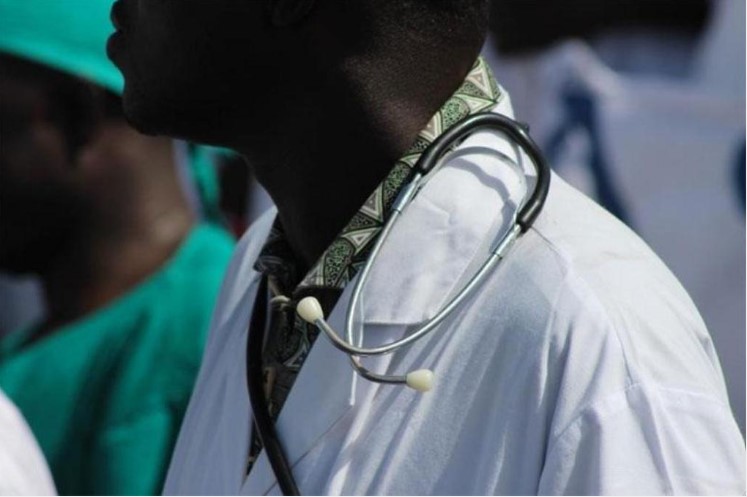 Les médecins en spécialisation annoncent une grève de 120 heures renouvelable et un sit-in devant le ministère