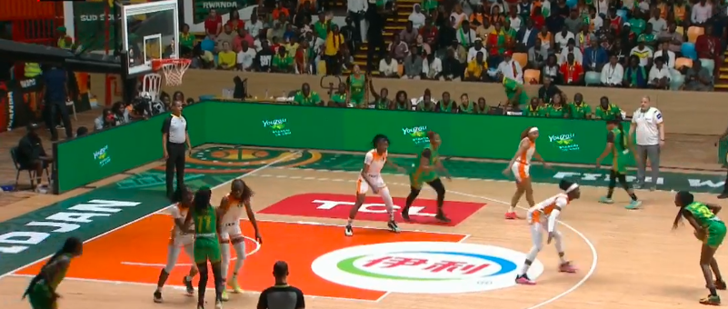 Afrobasket féminin 2025 : les Lionnes du Sénégal renversent la Côte d’Ivoire et filent en demi-finales