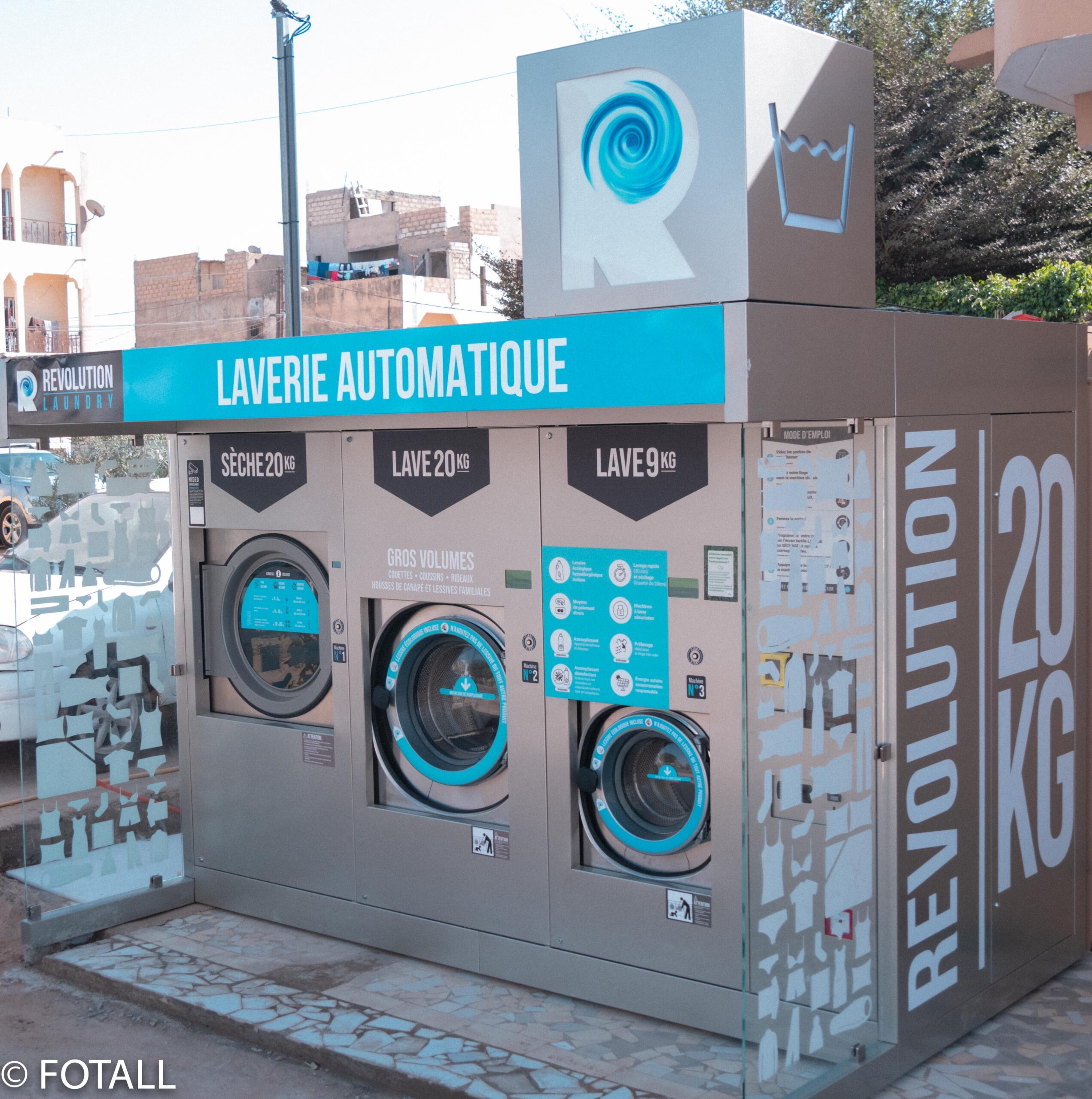 Senelec démantèle un réseau de fraude électrique impliquant une entreprise de lavage