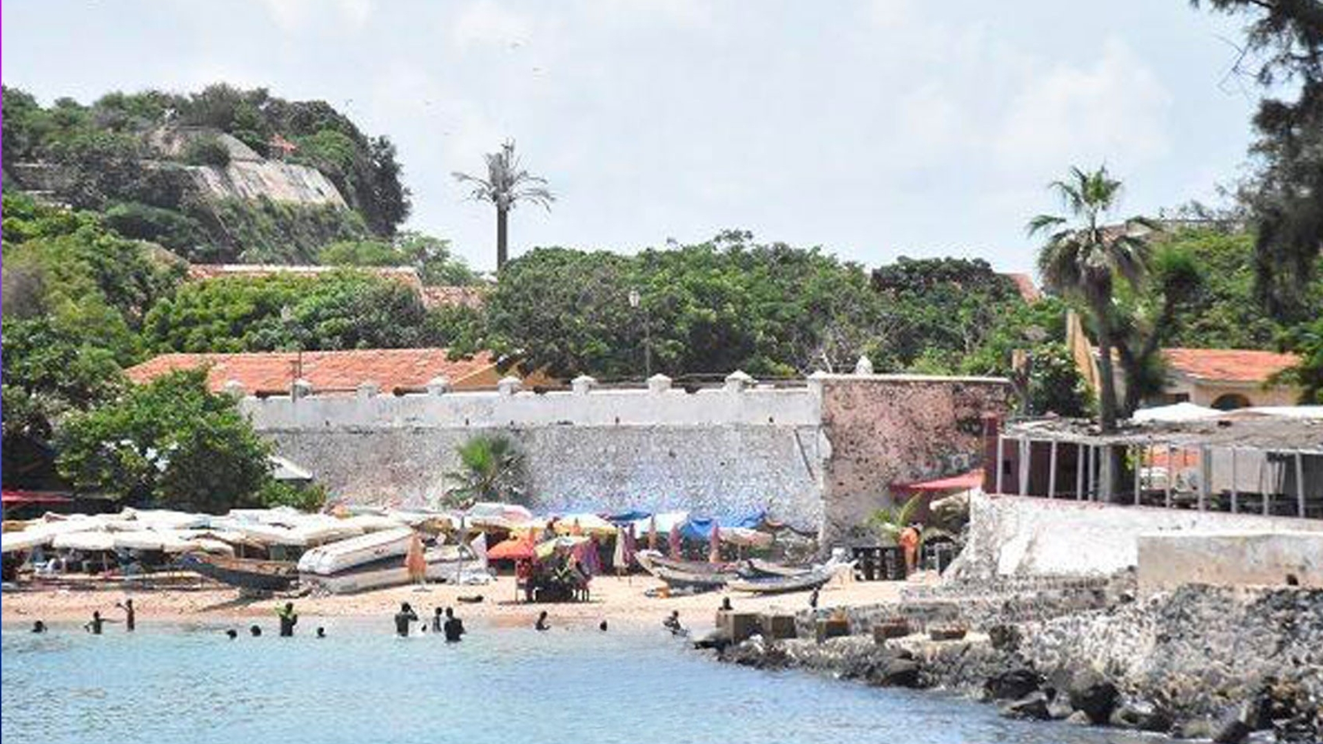 Incident nocturne sur une plage de Dakar : trois individus interpellés