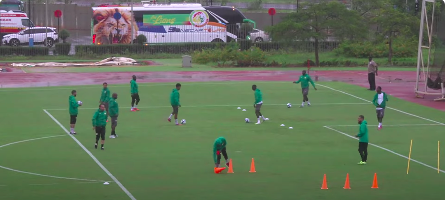 Éliminatoires Mondial 2026 : les Lions lancent leur préparation sous la pluie à Diamniadio Éliminatoires Mondial 2026 : les Lions lancent leur préparation sous la pluie à Diamniadio