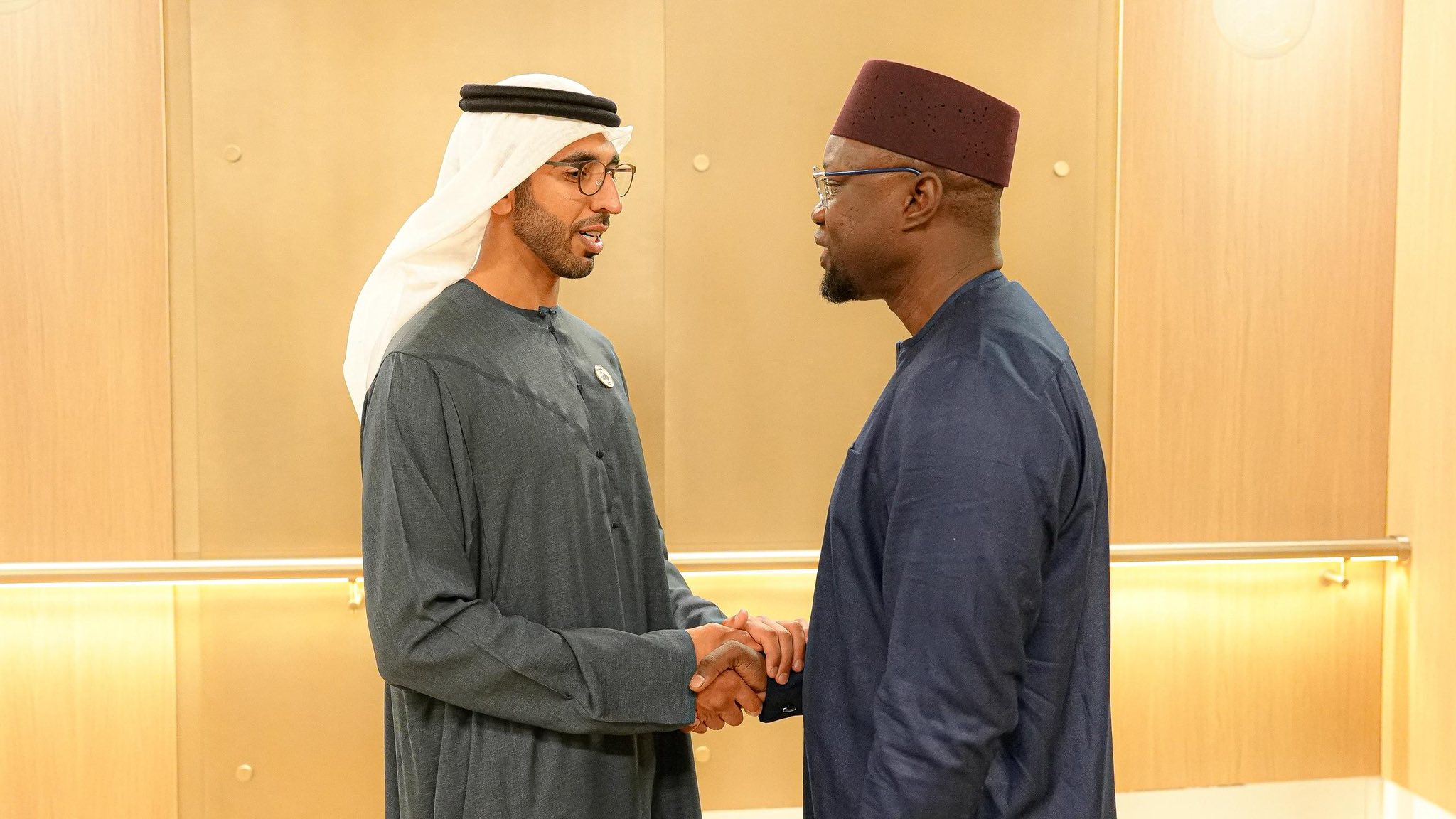 Visite officielle : Ousmane Sonko reçu à Abu Dhabi par le vice-président des Émirats arabes unis