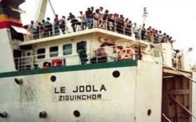 Hommage aux victimes du Joola