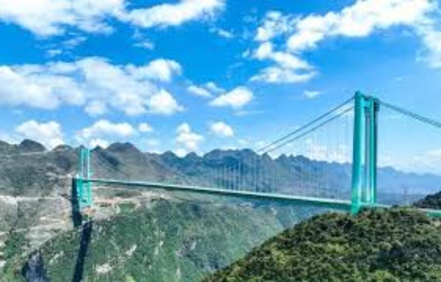 Chine : Vous pouvez maintenant sauter à l’élastique depuis le plus haut pont du monde