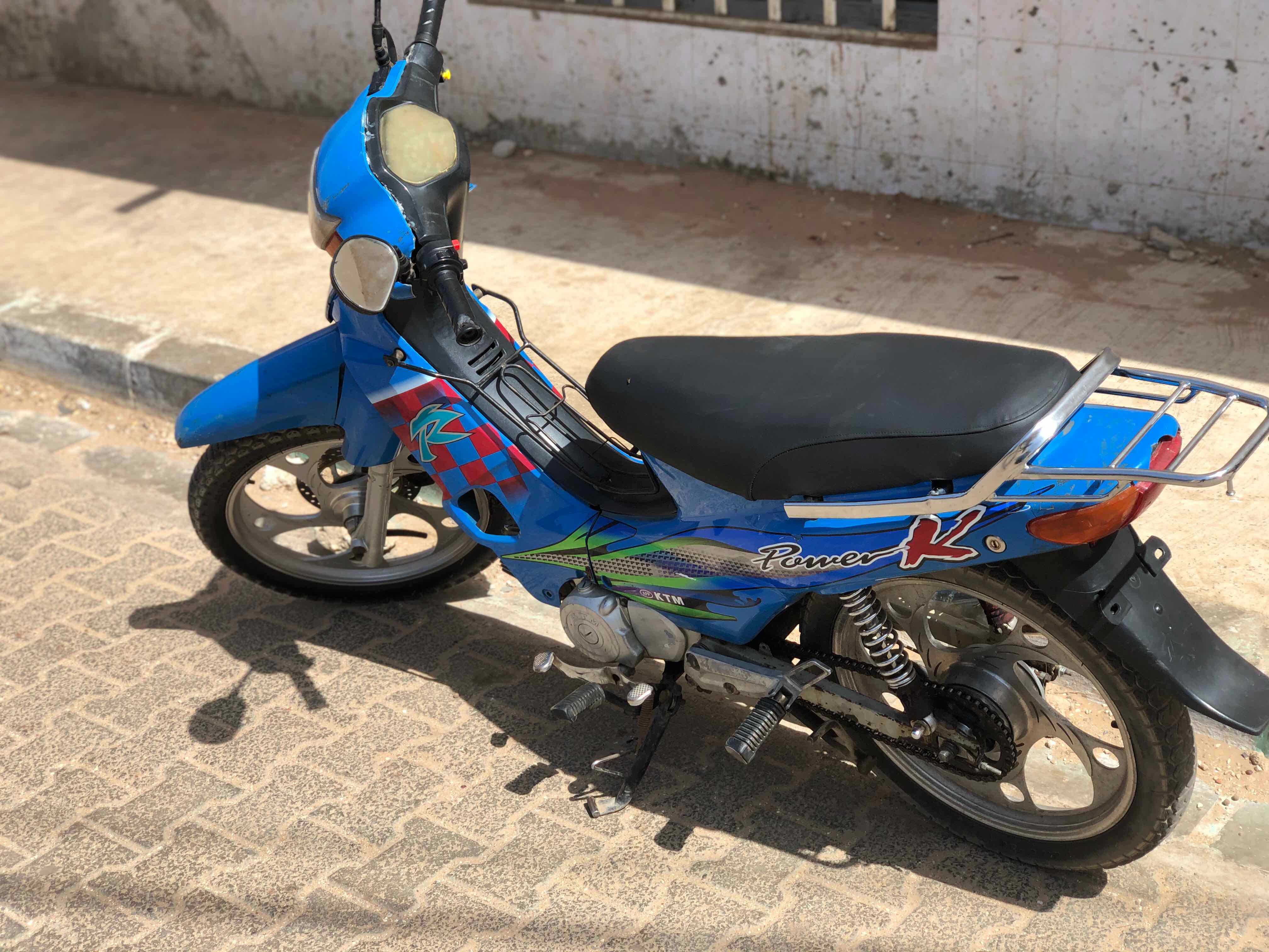 Kaolack : trois individus arrêtés à Ndorong pour vol de motos de type Jakarta Kaolack : trois individus arrêtés à Ndorong pour vol de motos de type Jakarta