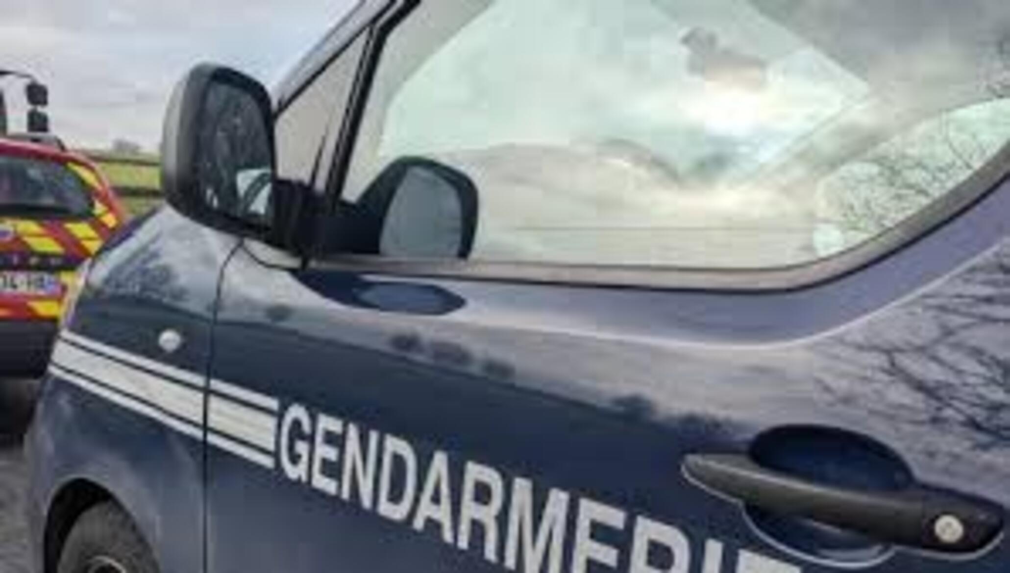 Charente-Maritime : Un agriculteur tue son voisin avant de se suicider Charente-Maritime : Un agriculteur tue son voisin avant de se suicider