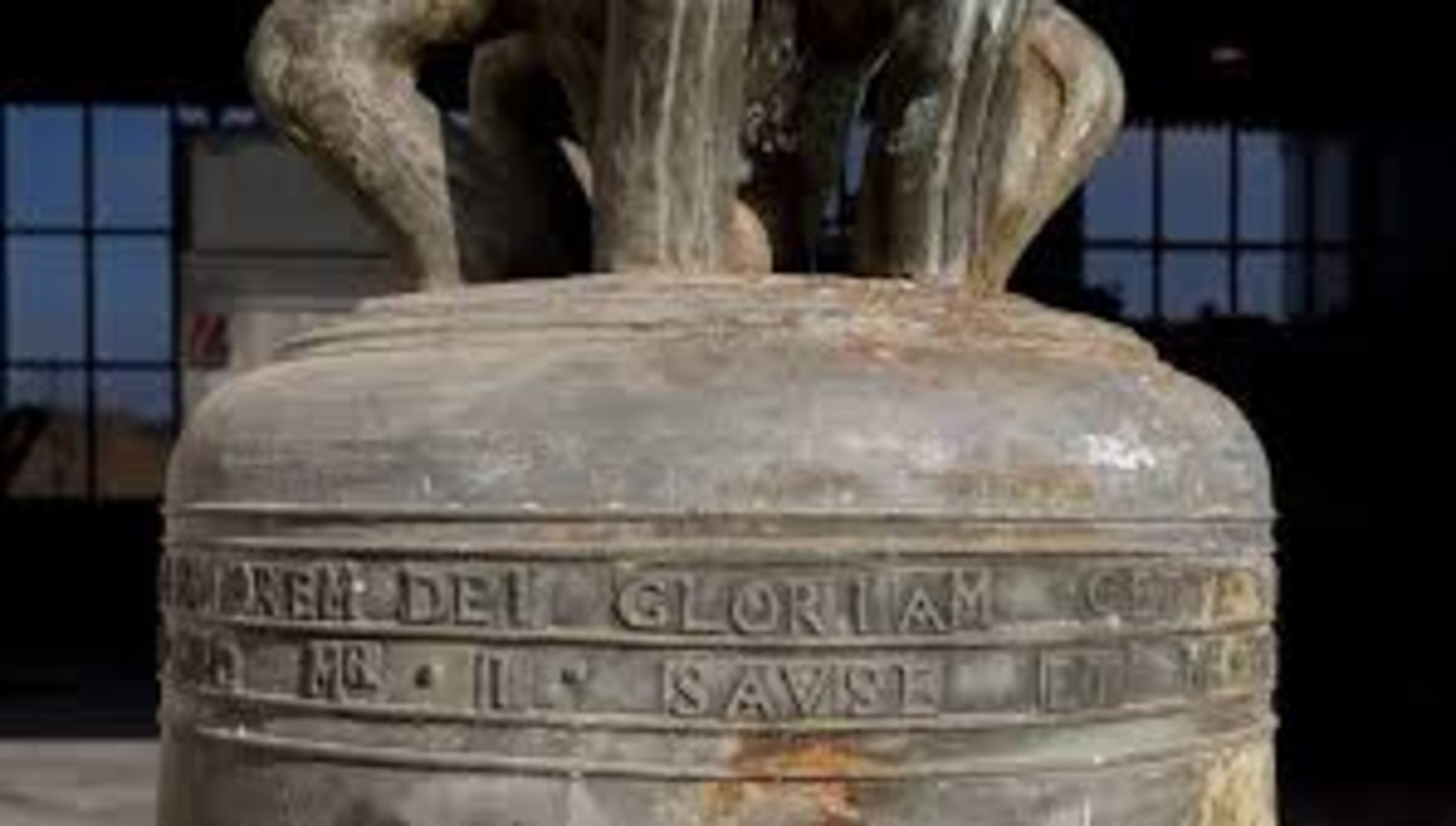 Mail anonyme, appel à témoins et vente au poids… Deux personnes interpellées pour le vol d’une cloche historique Mail anonyme, appel à témoins et vente au poids… Deux personnes interpellées pour le vol d’une cloche historique