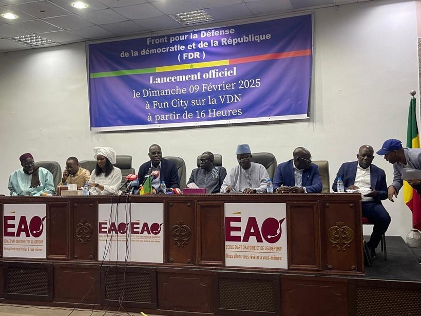 Dakar : la marche du Front pour la Défense de la Démocratie et de la République (FDR) autorisée, mais avec un nouvel itinéraire Dakar : la marche du Front pour la Défense de la Démocratie et de la République (FDR) autorisée, mais avec un nouvel itinéraire