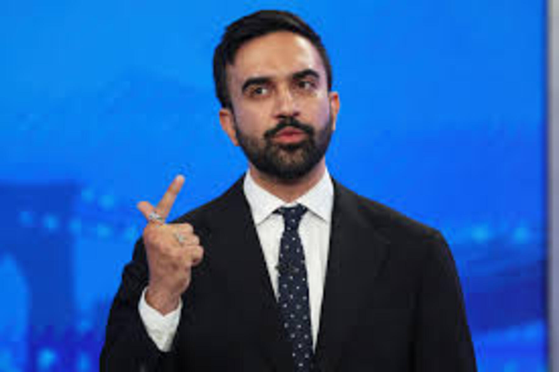 Municipales de New York: Zohran Mamdani, la victoire d'un candidat aux racines africaines