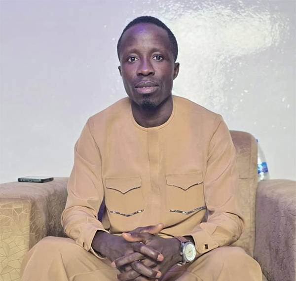 Le chroniqueur Abdou Nguer retrouve la liberté après sa condamnation partielle