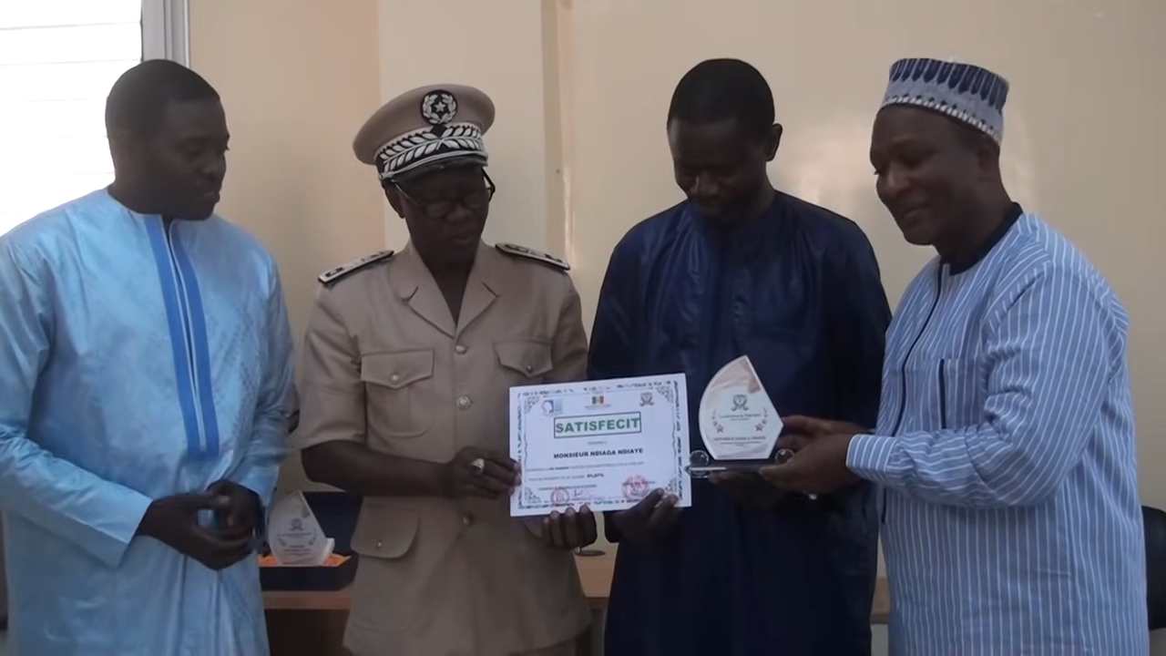 Thiès-Nord: Le maire honore les enseignants du CM2 pour leurs résultats exceptionnels