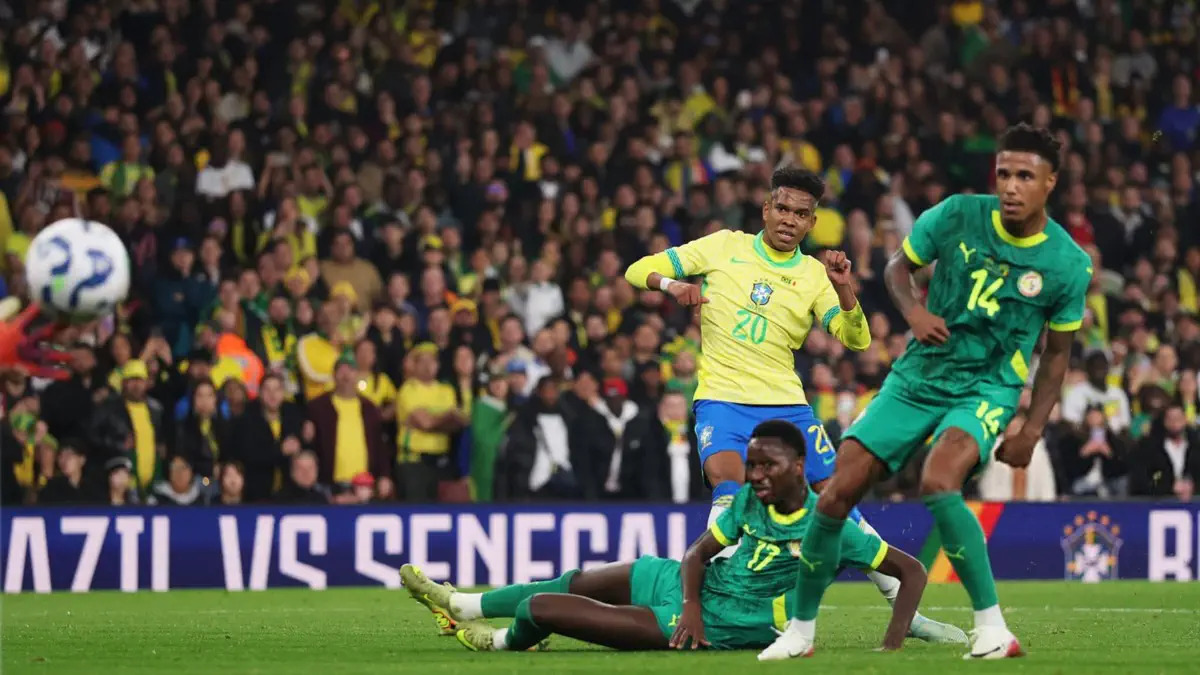 Match amical : le Brésil domine le Sénégal 2-0 à Londres