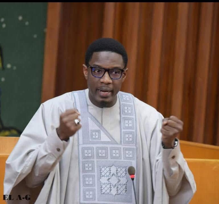 Pape Djibril Fall critique l’écart entre les données du gouvernement et le quotidien des Sénégalais