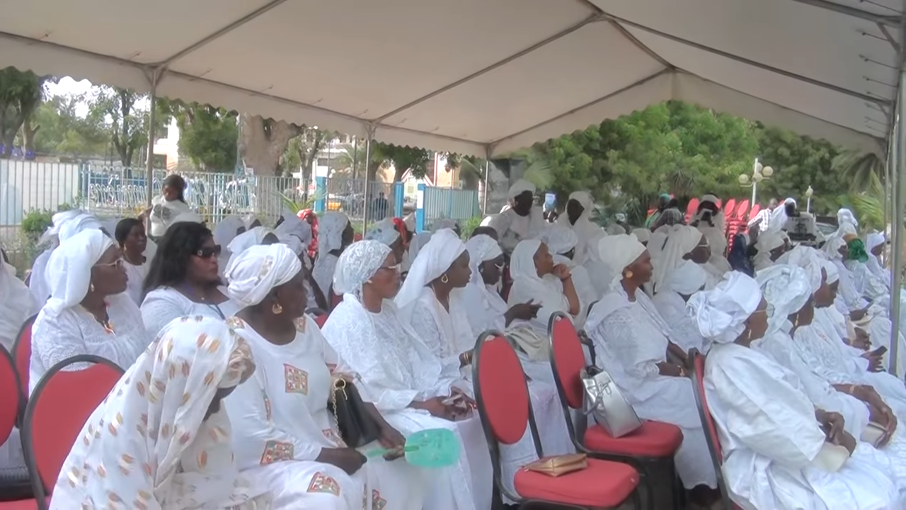 Thiès : un tournant pour les femmes grâce à la convention entre la mairie et les 'Badjiénou Gox' Thiès : un tournant pour les femmes grâce à la convention entre la mairie et les 'Badjiénou Gox'