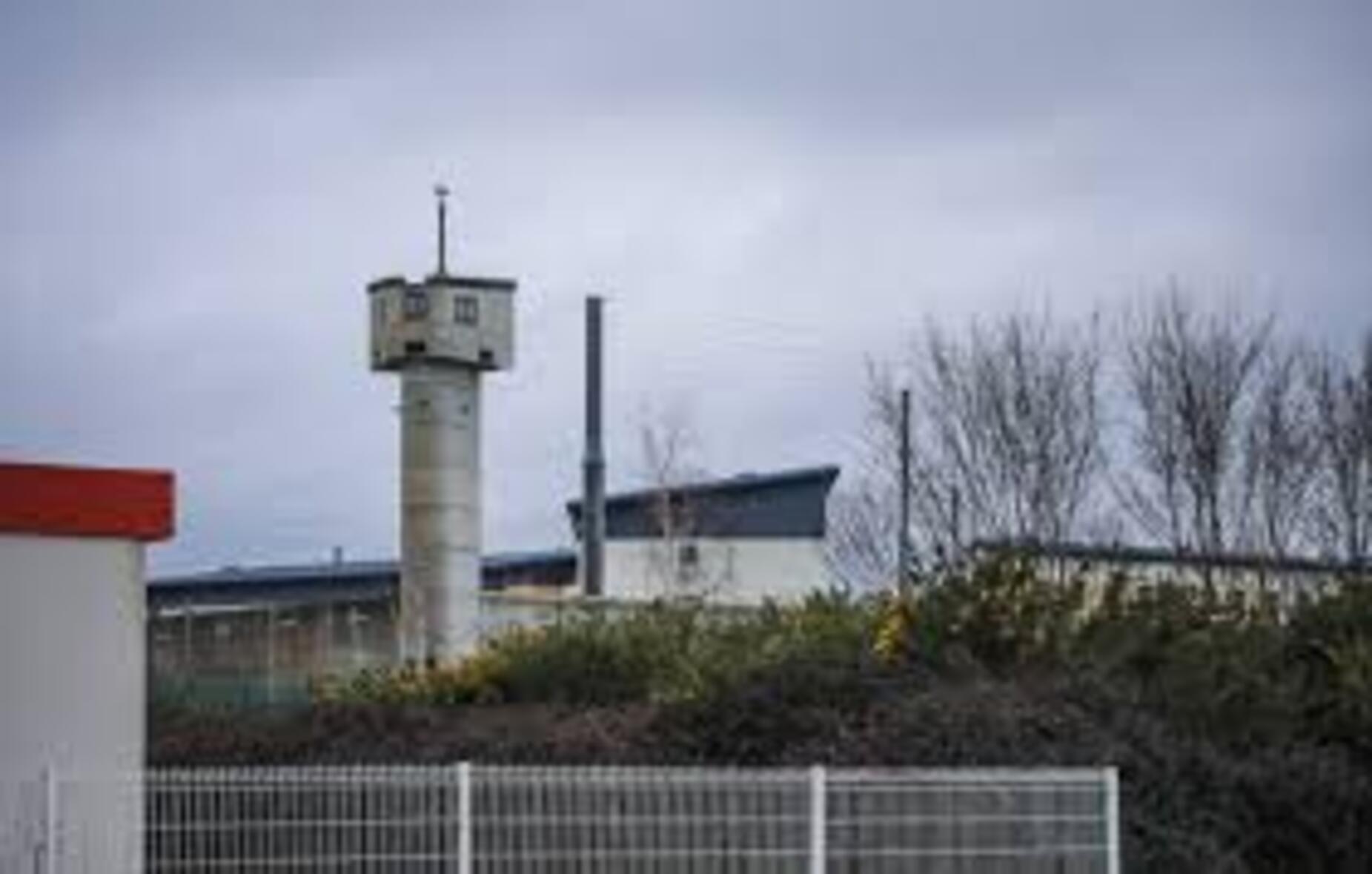 Prison de Nantes : Lames artisanales, homme en sang… Une vidéo montre de violents affrontements entre prisonniers