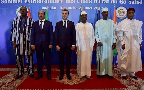 Macron nostalgique: "Il y a 15 ans, on était une puissance bancaire en Afrique... tout le monde a vendu"