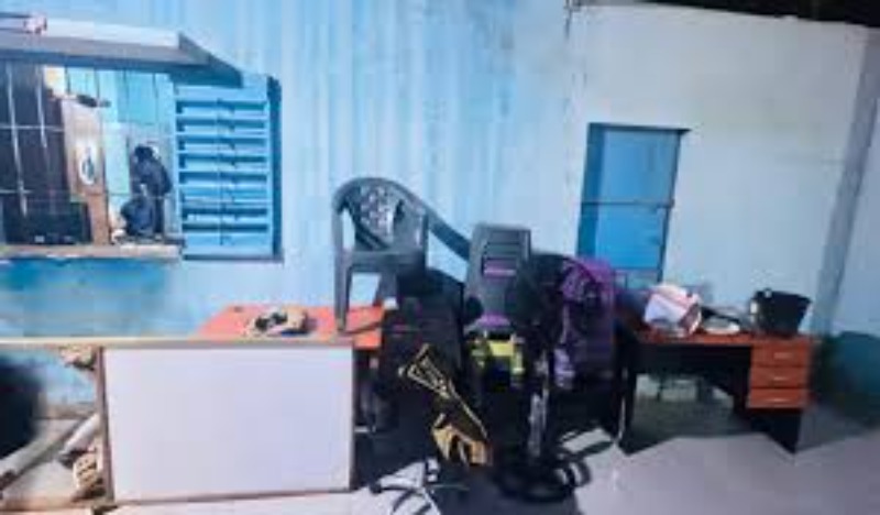 La gendarmerie démantèle un réseau d’escroquerie, 45 victimes piégées par de fausses promesses d’emploi La gendarmerie démantèle un réseau d’escroquerie, 45 victimes piégées par de fausses promesses d’emploi