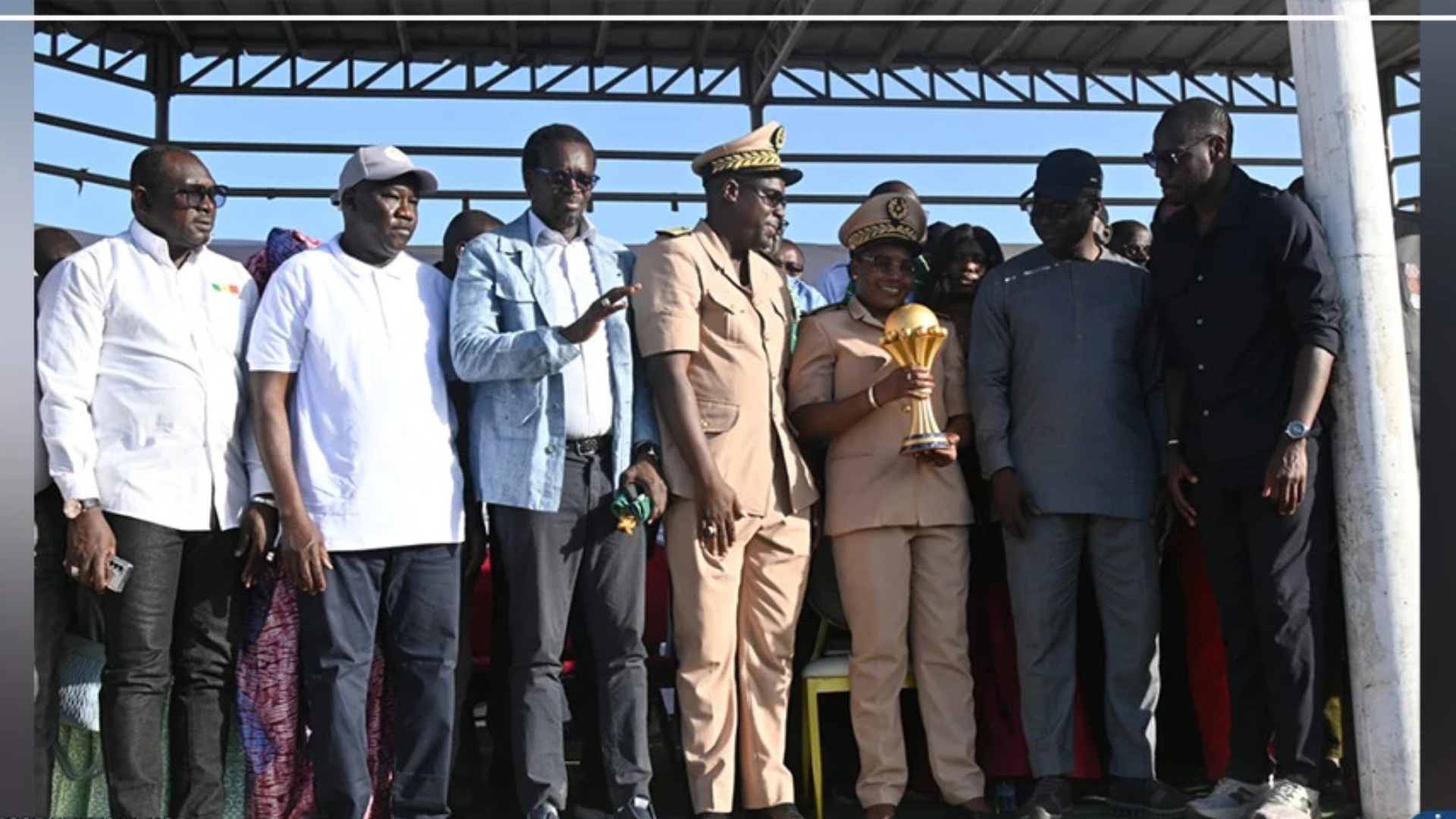 CAN 2025 : le trophée présenté aux autorités et populations de Tambacounda