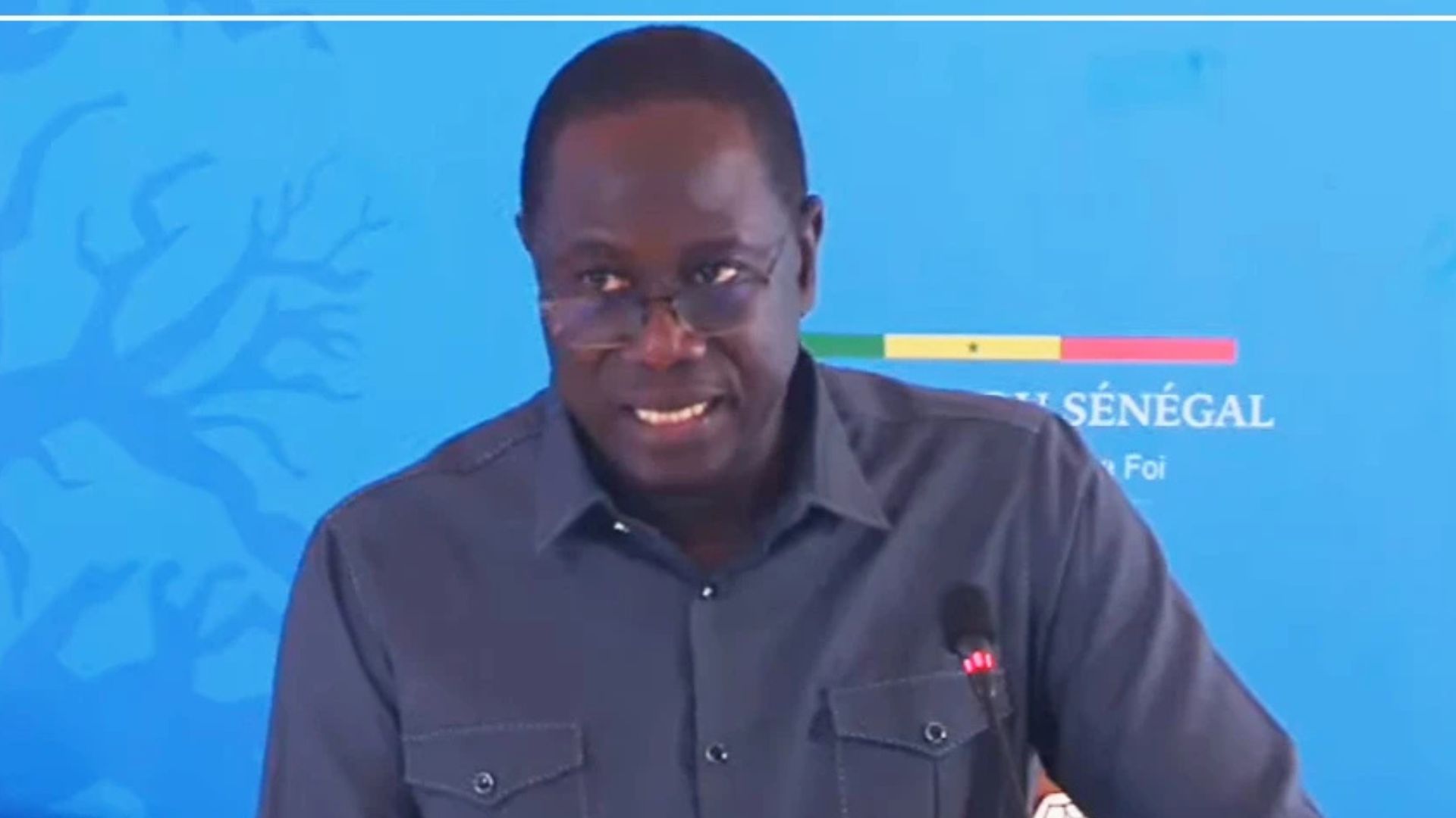 Bourses étudiantes : Daouda Ngom affirme qu’aucun arriéré n’est dû par l’État