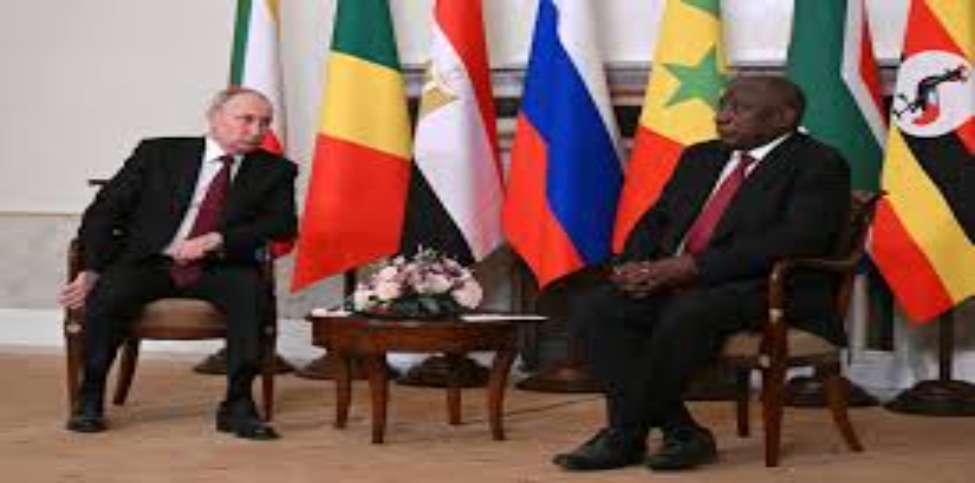 Combattants africains pour la Russie : Ramaphosa et Poutine évoquent l’enrôlement de ressortissants sud-africains