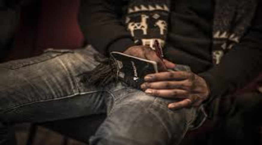 Saint-Louis : Huit personnes arrêtées par la Section de recherches, une enquête en cours Saint-Louis : Huit personnes arrêtées par la Section de recherches, une enquête en cours