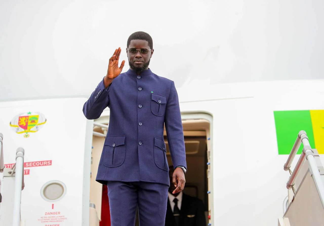 Bassirou Diomaye Faye de retour à Dakar après le sommet Africa Forward au Kenya