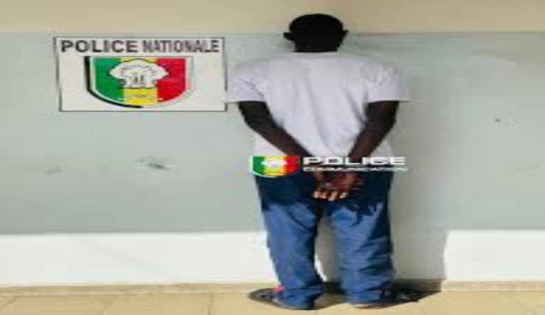 « Yaye dina la raye » : une mère épuisée demande à la justice de garder son fils en prison