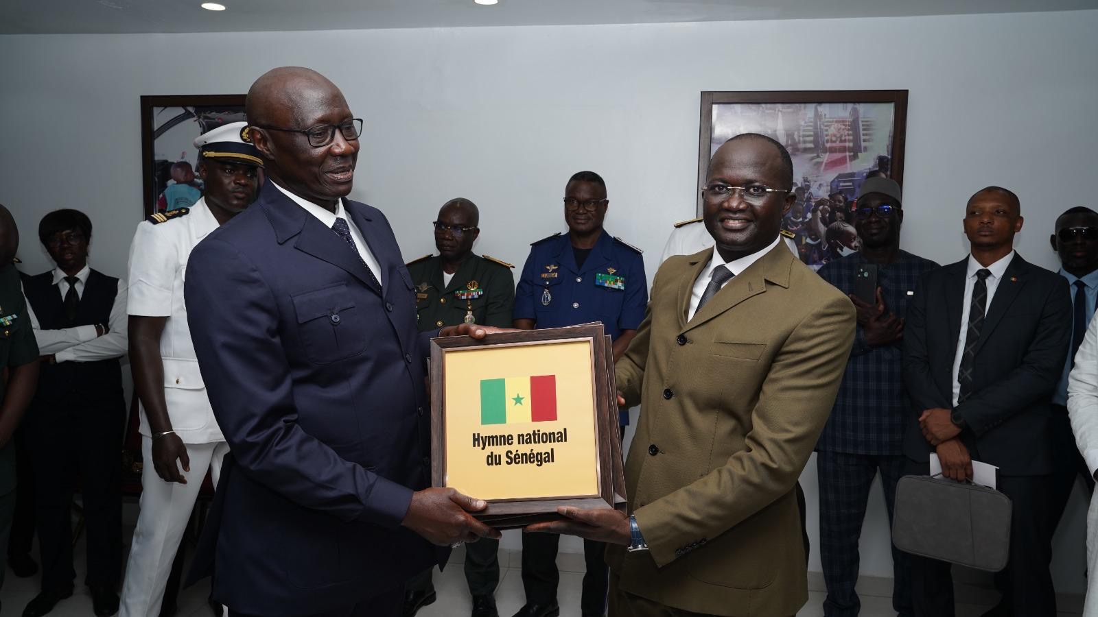 Forces armées : Yankhoba Diémé prend officiellement les commandes du ministère