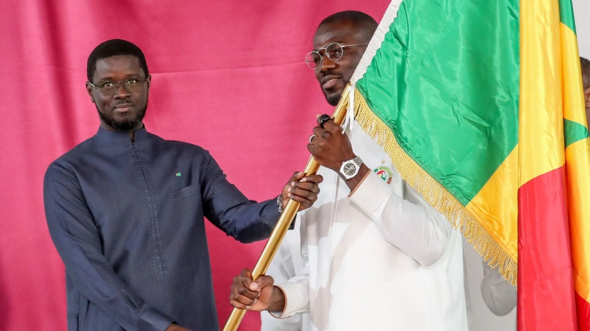 Coupe du monde : Bassirou Diomaye Faye soutient les Lions après la défaite face à la France Coupe du monde : Bassirou Diomaye Faye soutient les Lions après la défaite face à la France