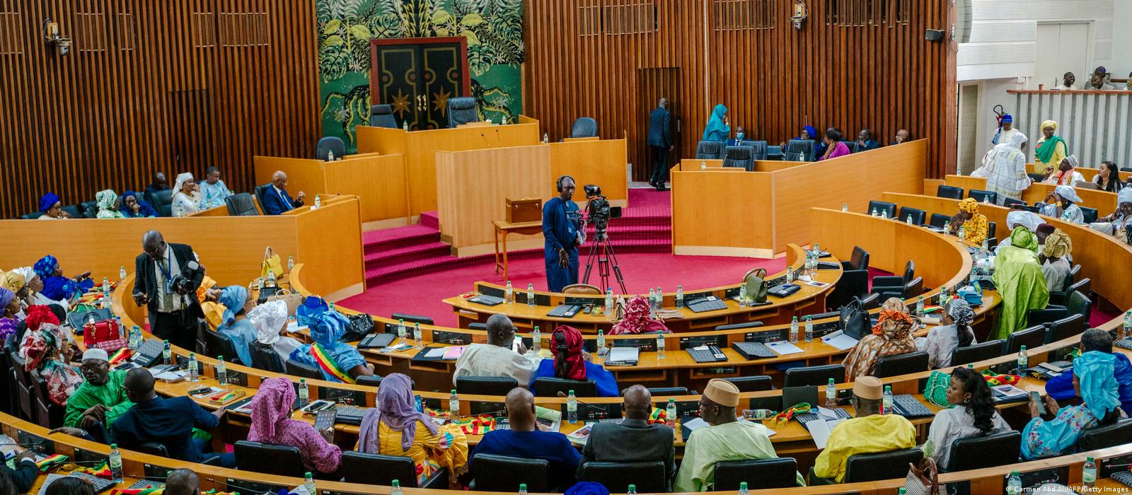 Assemblée nationale : les députés examinent plusieurs accords internationaux en séance plénière