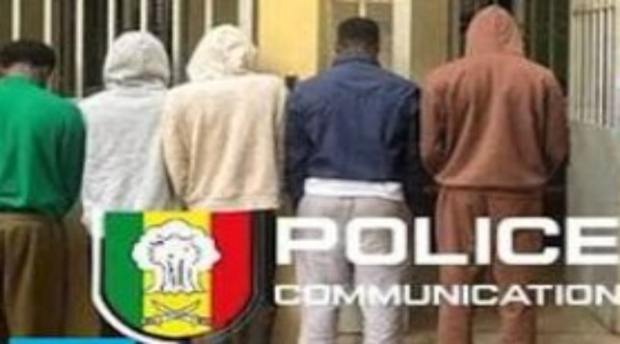 Rufisque : cinq jeunes interpellés puis déférés après une affaire explosive Rufisque : cinq jeunes interpellés puis déférés après une affaire explosive