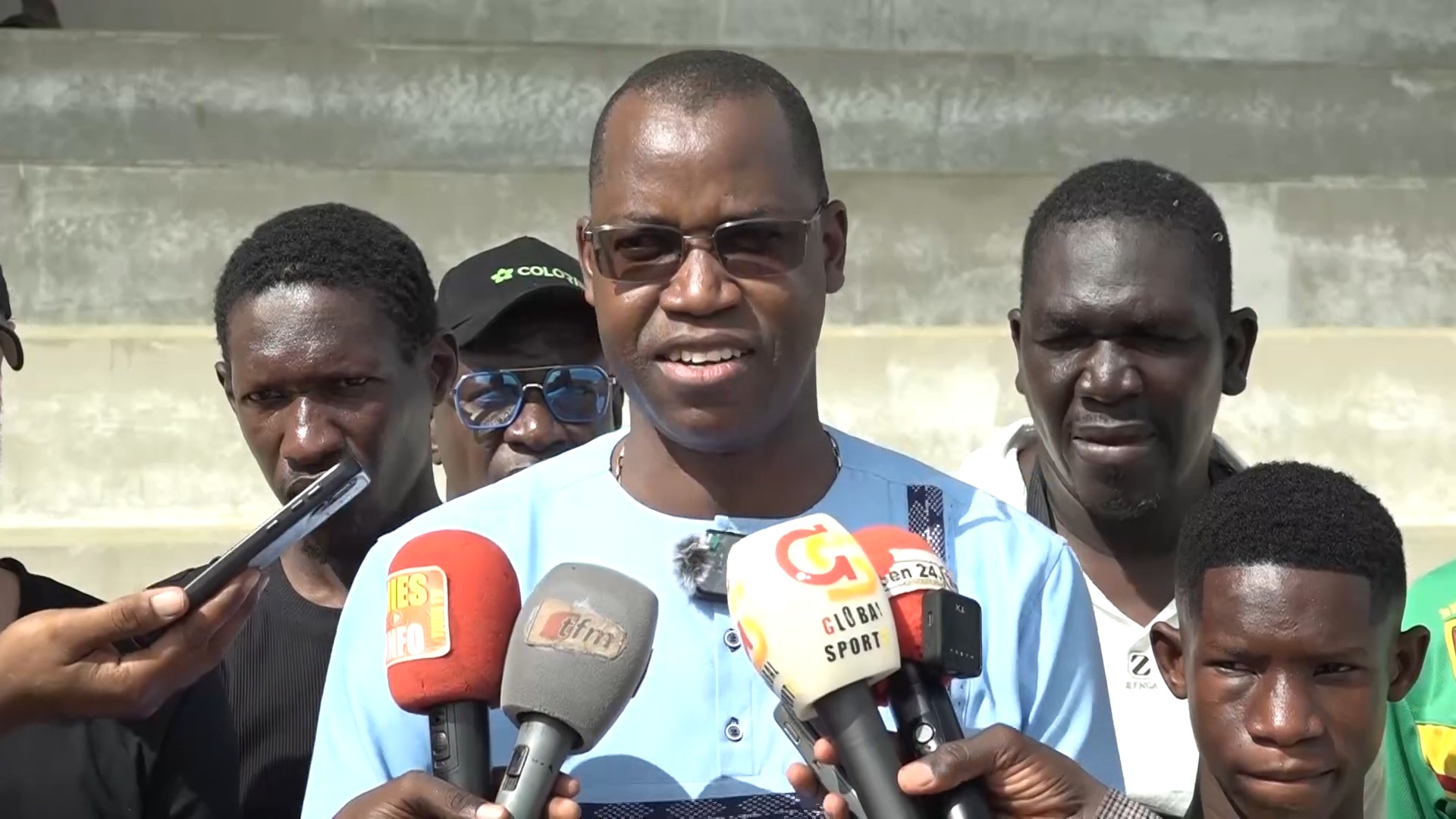 Yankhoba Diattara présente le projet Mbaaxane 2.0 à Thiès. Capture vidéo : Thiesinfo TV, 20 octobre 2026.