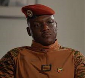 Le capitaine Traoré n'envisage pas d'élections avant la sécurisation de tout le Burkina Faso