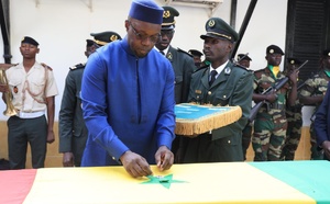 Ousmane Sonko salue la mémoire de son aide de camp, élevé au rang de Chevalier de l’Ordre national du Lion à titre posthume