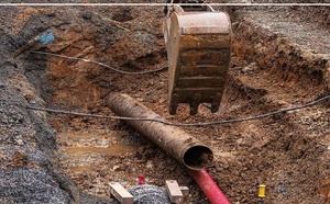 Pire : Une canalisation endommagée perturbe l’approvisionnement en eau de plusieurs villes