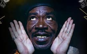 Souleymane Faye fête ses 50 ans de carrière : le Philosophe de la musique sénégalaise à l’honneur