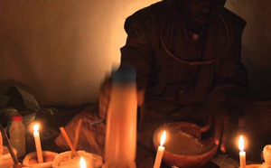 Envoûtement présumé à Mbour : une jeune femme accuse un marabout de manipulation mystique