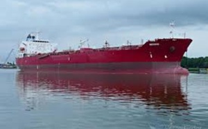 Sénégal : un pétrolier prend l’eau, Dakar en alerte pollution