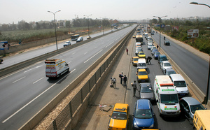 Sécurité routière : le chef de l’État exige des mesures préventives renforcées face aux incidents de la route