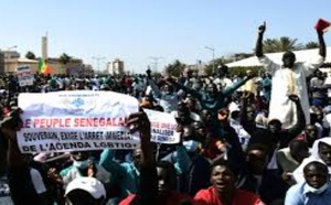 Sénégal : le gouvernement propose un durcissement de la loi contre l’homosexualité