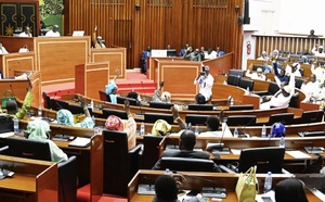 Assemblée nationale : les députés examinent le projet de loi modifiant l’article 319 du Code pénal