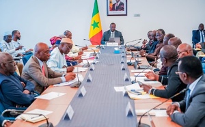 Dialogue social : 13 mesures adoptées pour renforcer la stabilité et la croissance