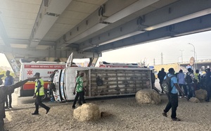Accident à Pikine : un car « Ndiaga Ndiaye » se renverse près du rond-point EDK