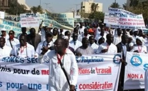 Grève annoncée des médecins : le SAMES appelle à 48 heures de mobilisation