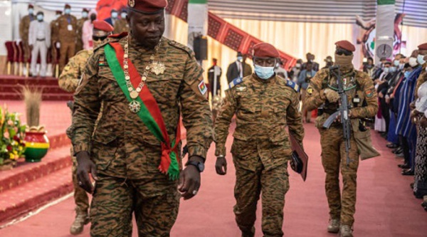 Le Burkina Faso promet des primes pour la « neutralisation » de jihadistes